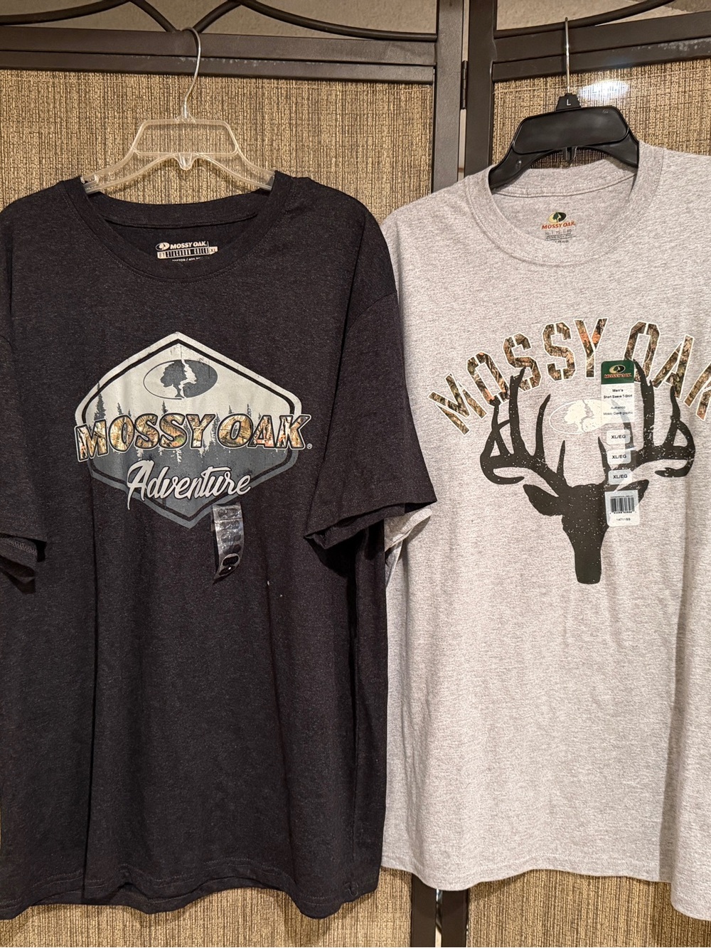 Mossy Oak Men's Size XL T-Shirt - Black and Heather Gray Set of 2. NEW